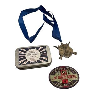 Harry Potter Bundle Broomstick Polish, Medal and Patch Champion Medal